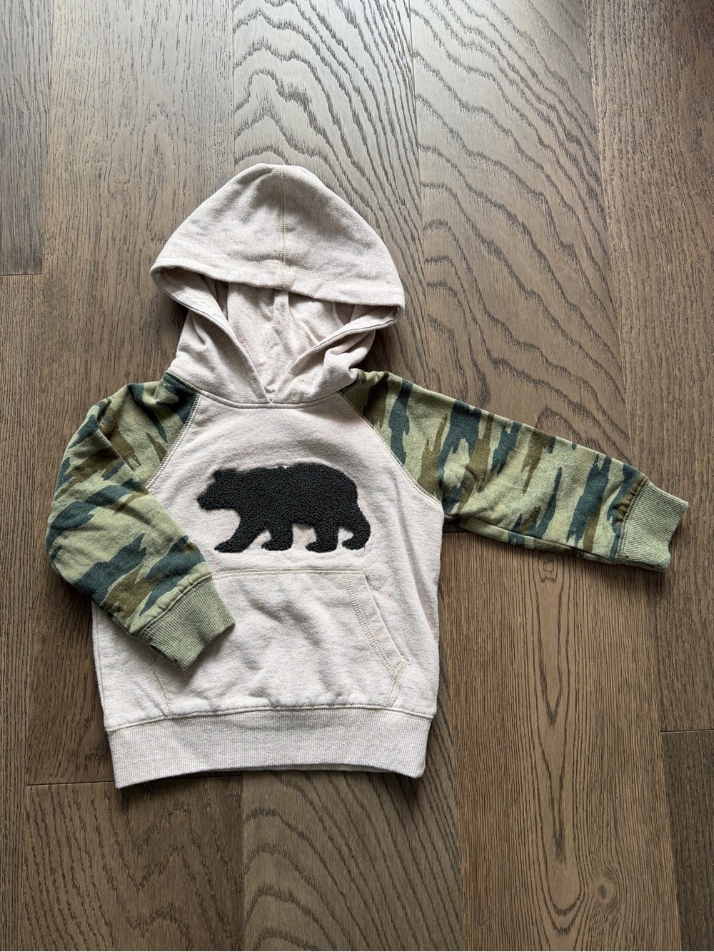 Hatley Heritage Boys Camo Bear Hoodie, Size 4
